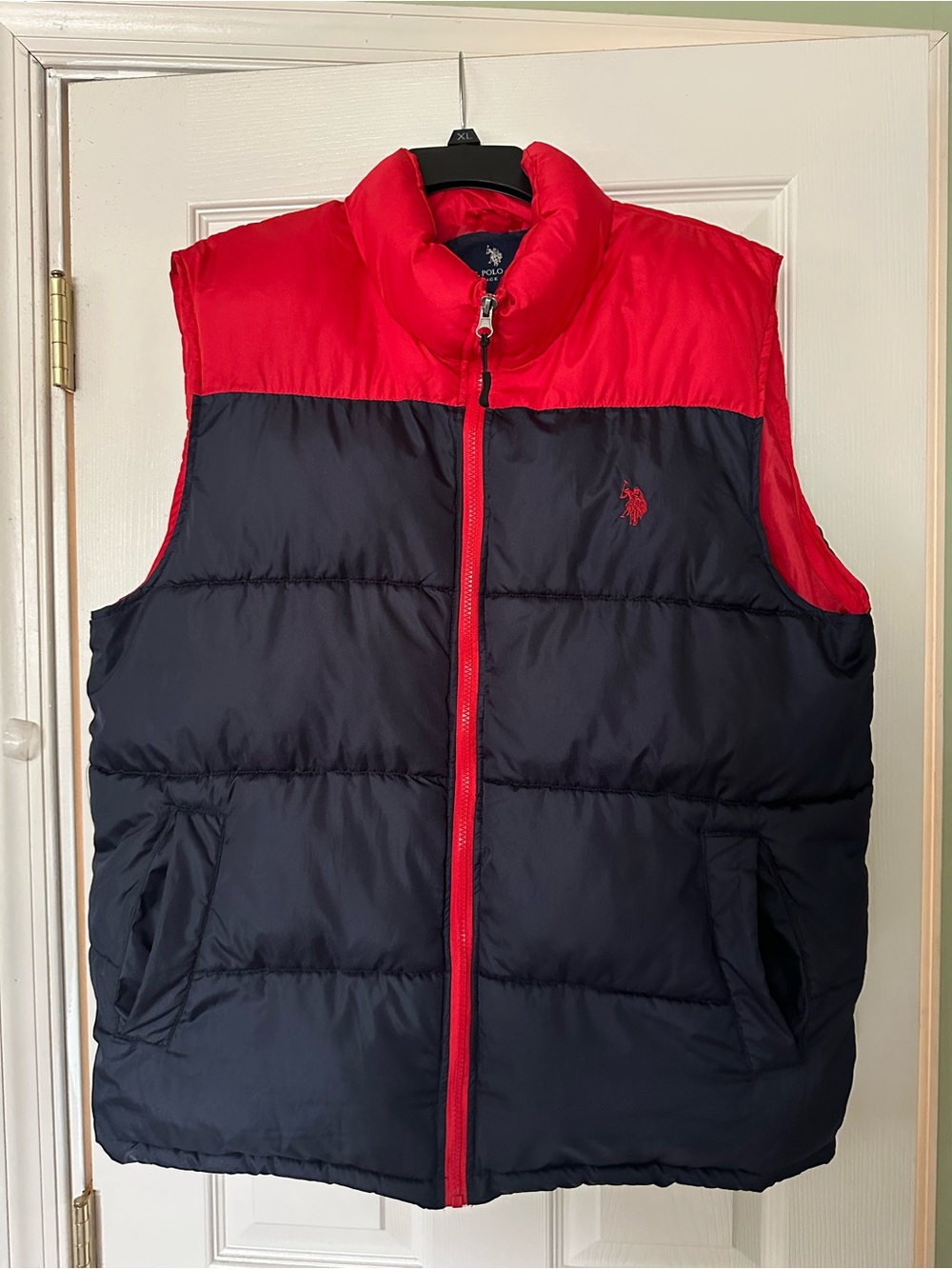 U.S. Polo Assn. Men's Large Red Blue USPA Colorblock Puffer Vest Full Zip Size L